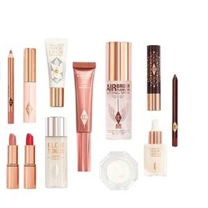 brand new  
Charlotte Tilbury set